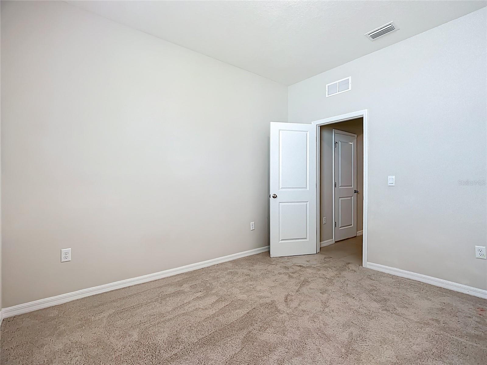 Image 19 of 63 For 3508 Crescent Peak Way