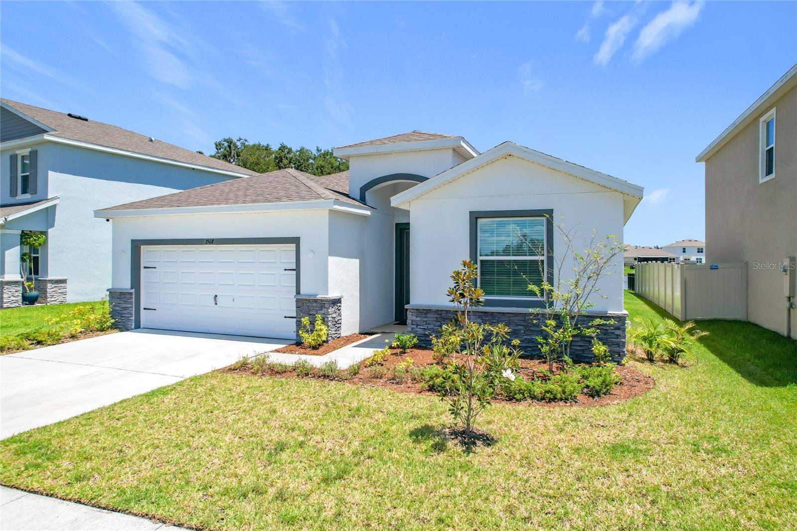 Image 3 of 63 For 3508 Crescent Peak Way