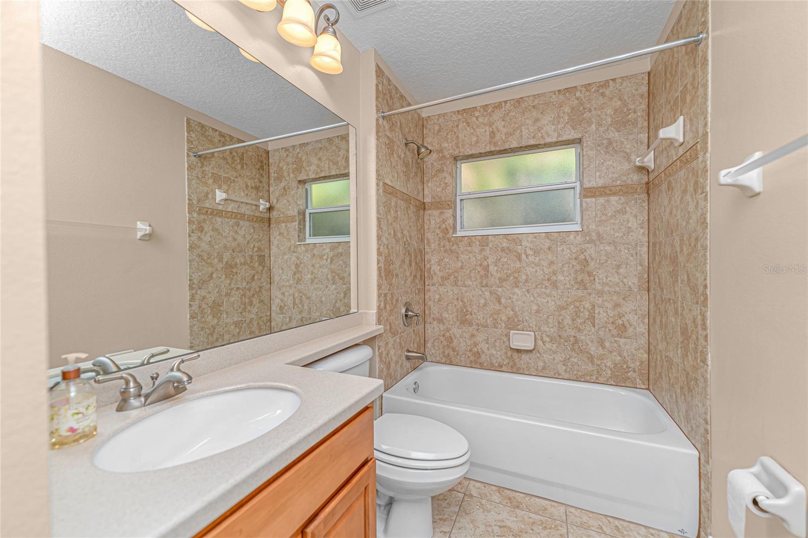 Image 13 of 20 For 14921 Braywood Trail