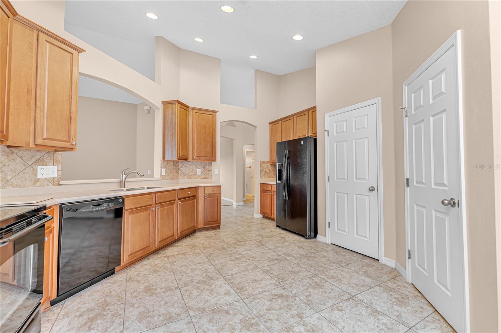 Image 5 of 20 For 14921 Braywood Trail