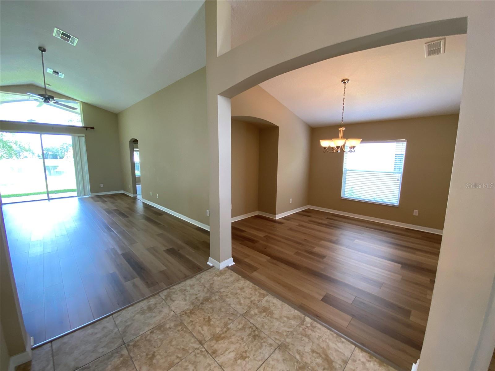 Image 7 of 20 For 14921 Braywood Trail