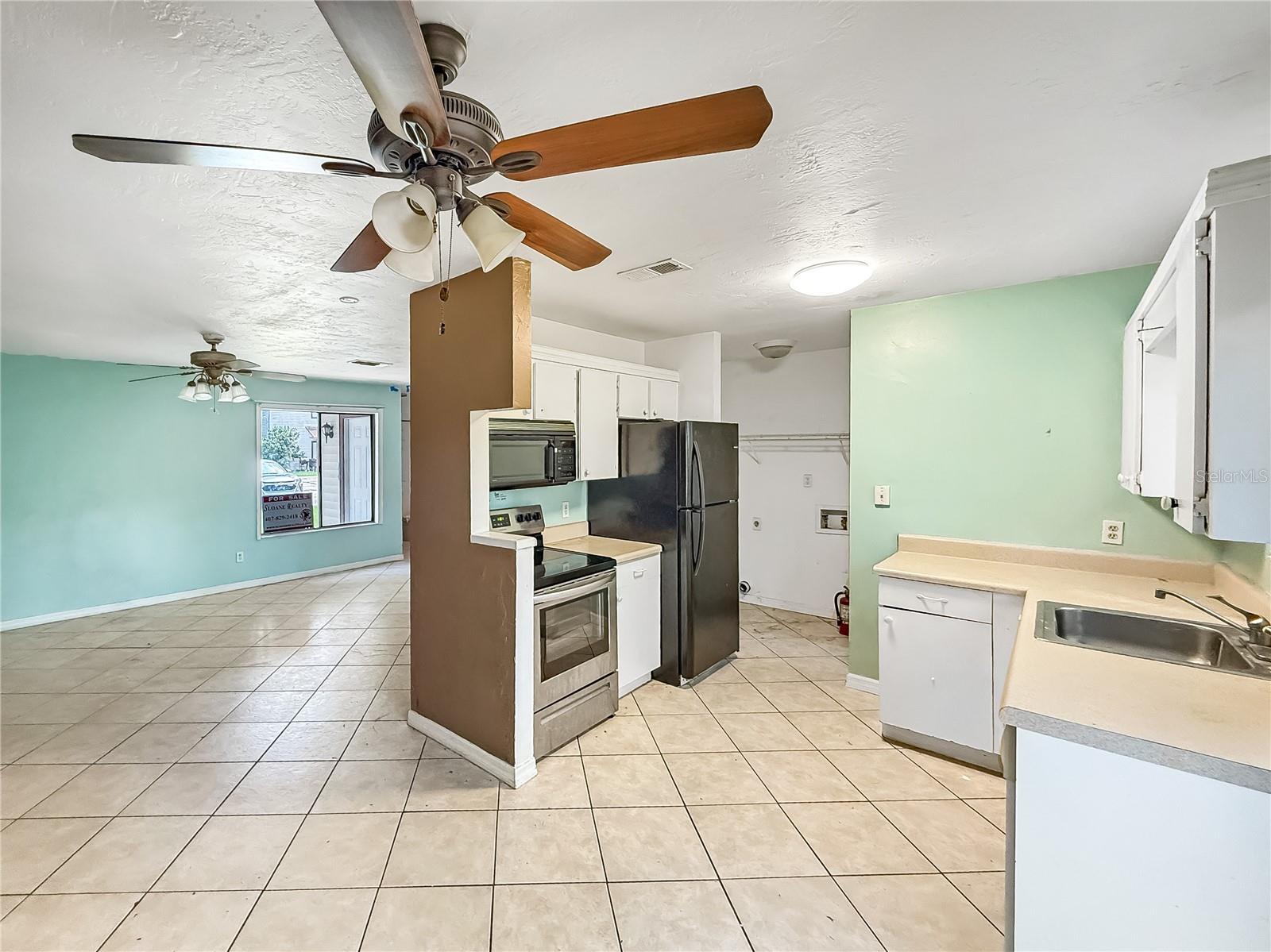 Image 3 of 13 For 322 Canal Road G-41