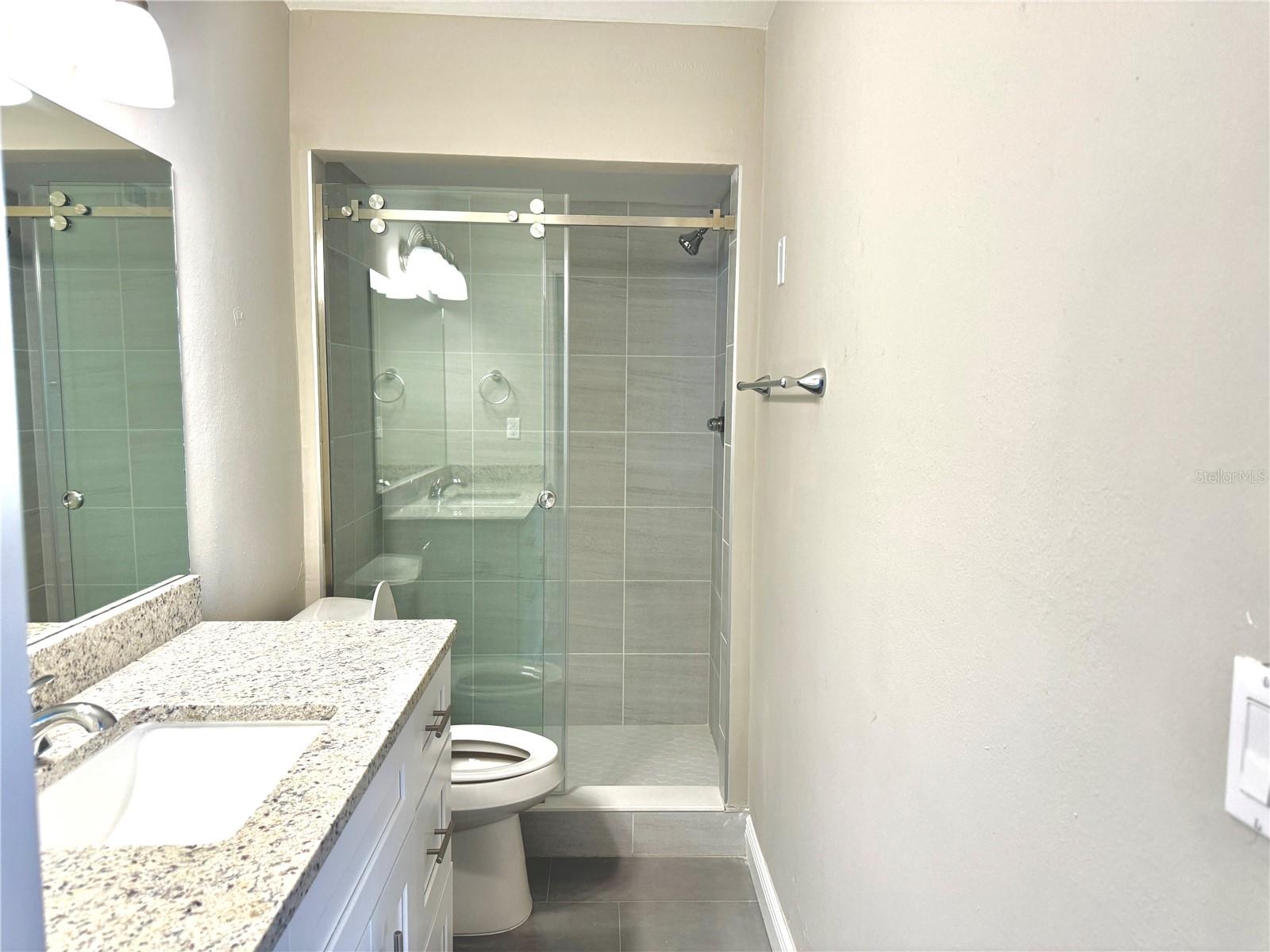 Image 35 of 39 For 6054 Amberly Court T21