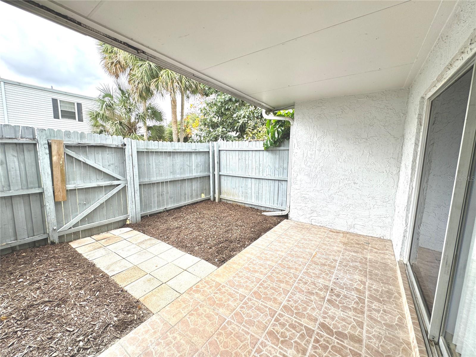 Image 38 of 39 For 6054 Amberly Court T21