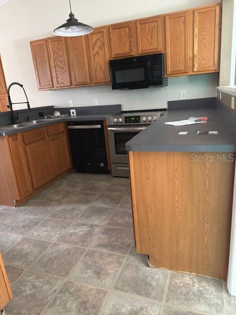 Image 14 of 26 For 2585 Gramercy Drive