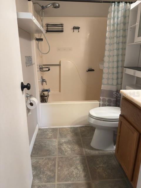 Image 19 of 26 For 2585 Gramercy Drive