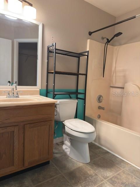 Image 9 of 26 For 2585 Gramercy Drive