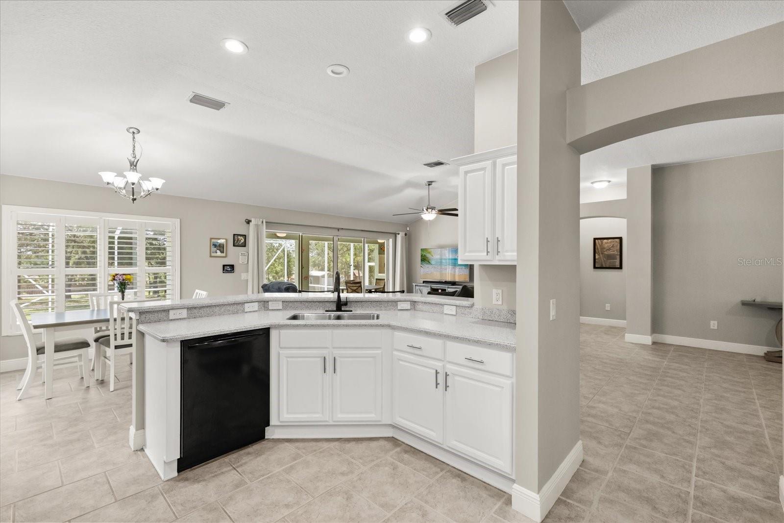 Image 13 of 47 For 12380 97th Avenue