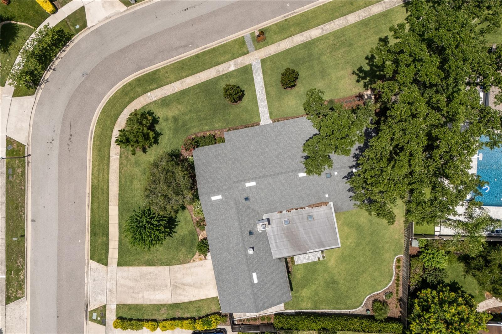 Image 39 of 47 For 125 White Oak Circle