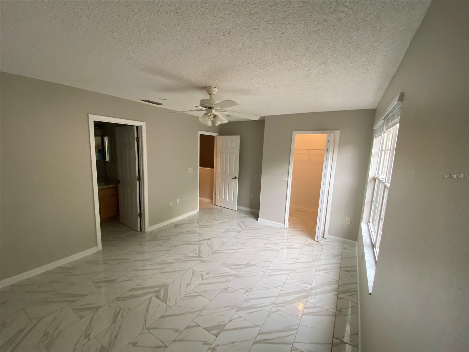 Image 6 of 13 For 2716 Clinton Heights Court