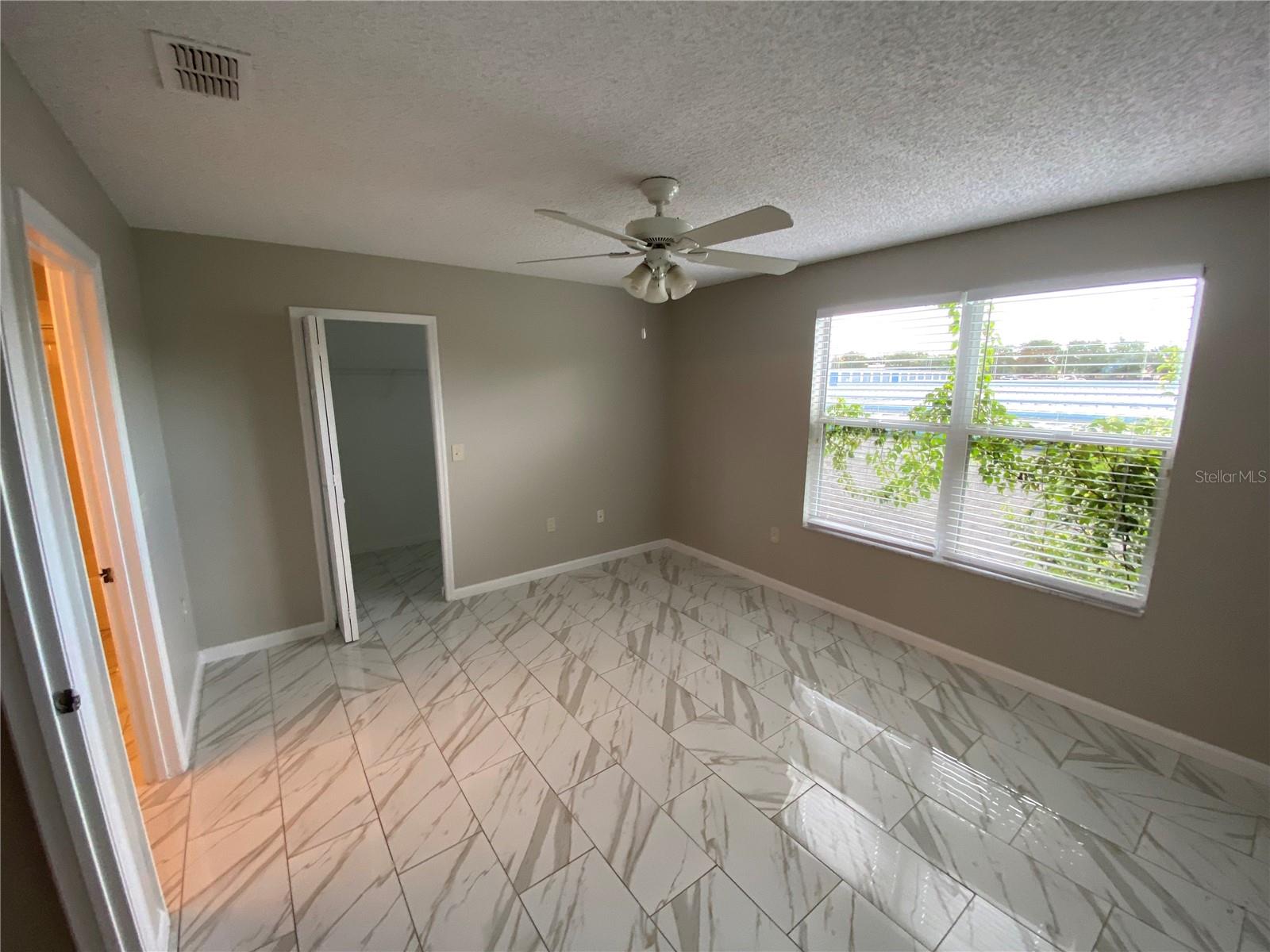 Image 8 of 13 For 2716 Clinton Heights Court
