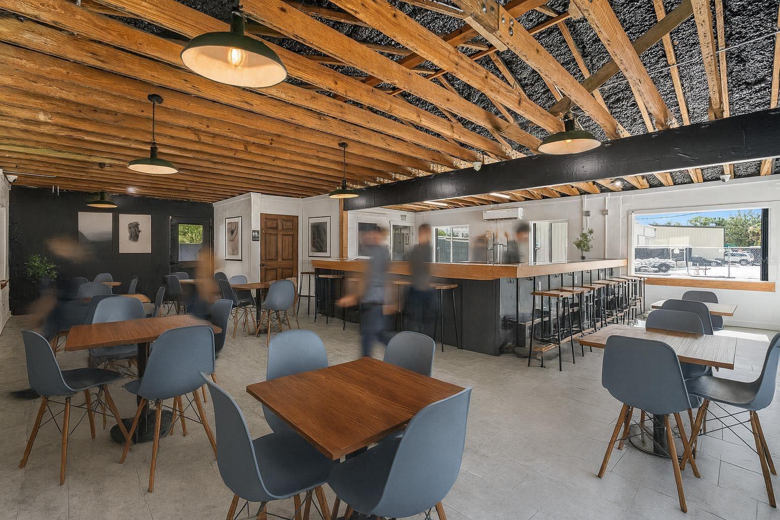 Image 23 of 43 For 209 E Palmetto Ave