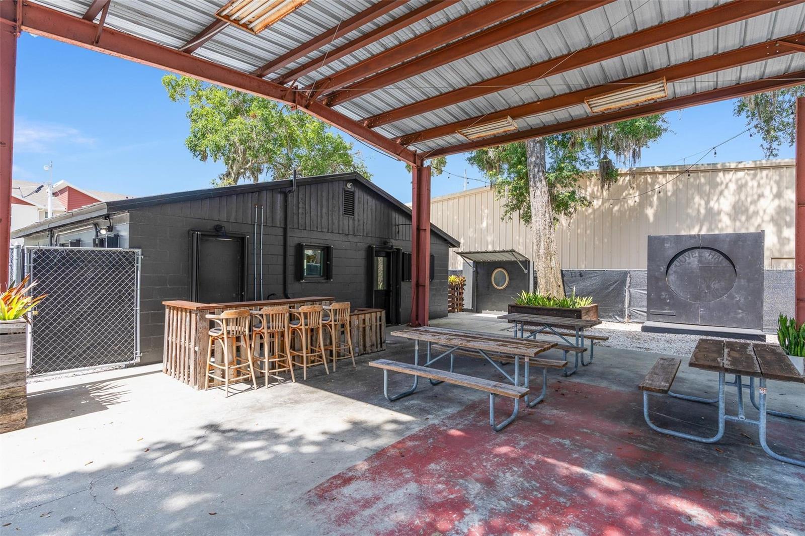 Image 29 of 43 For 209 E Palmetto Ave