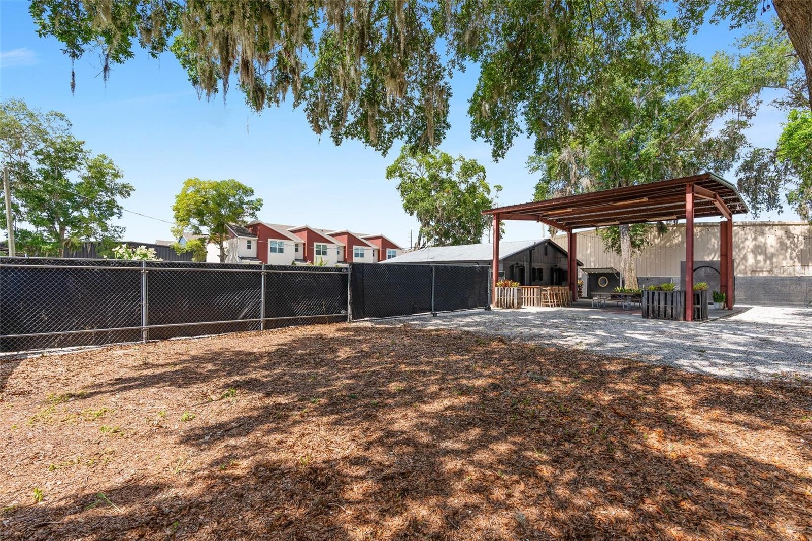 Image 35 of 43 For 209 E Palmetto Ave