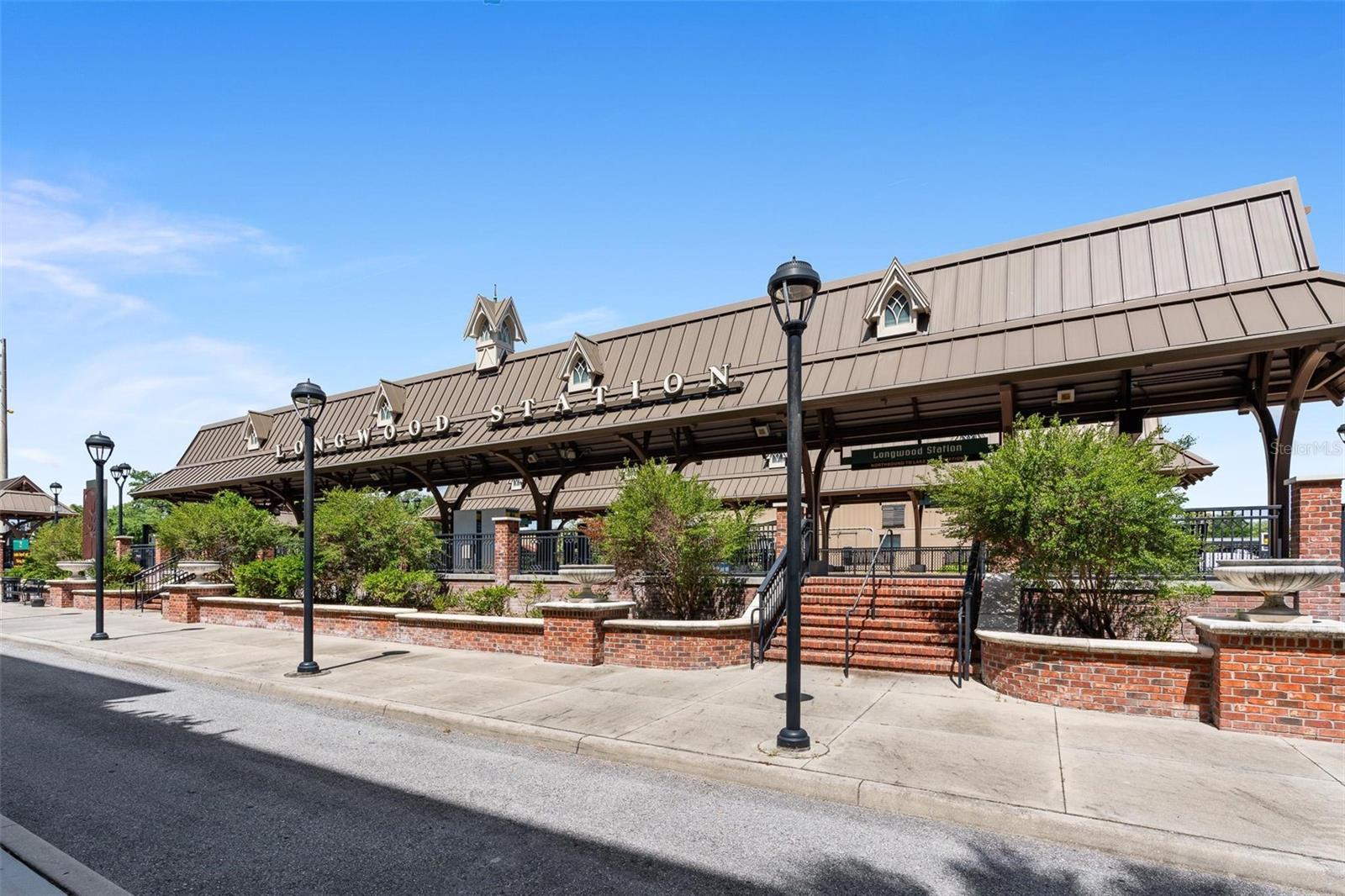 Image 39 of 43 For 209 E Palmetto Ave