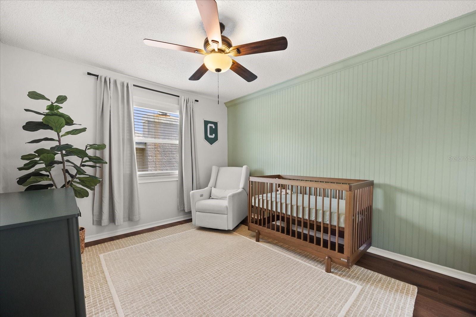 Image 24 of 36 For 1819 Shadyhill Terrace