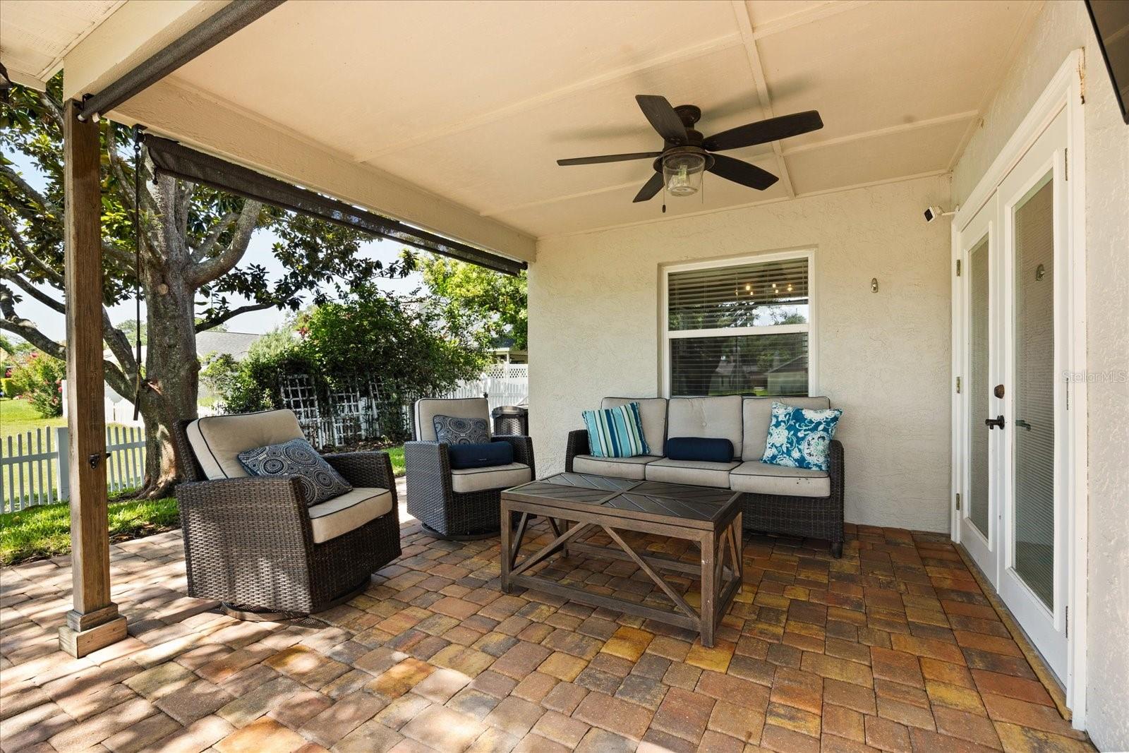 Image 9 of 36 For 1819 Shadyhill Terrace