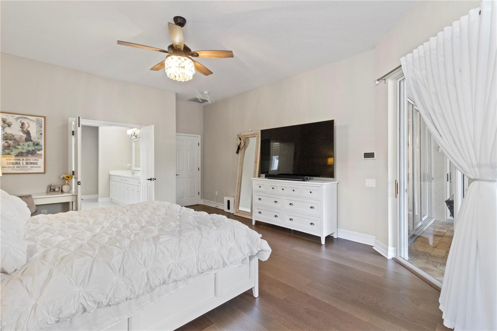 Image 11 of 36 For 11208 Ledgement Lane