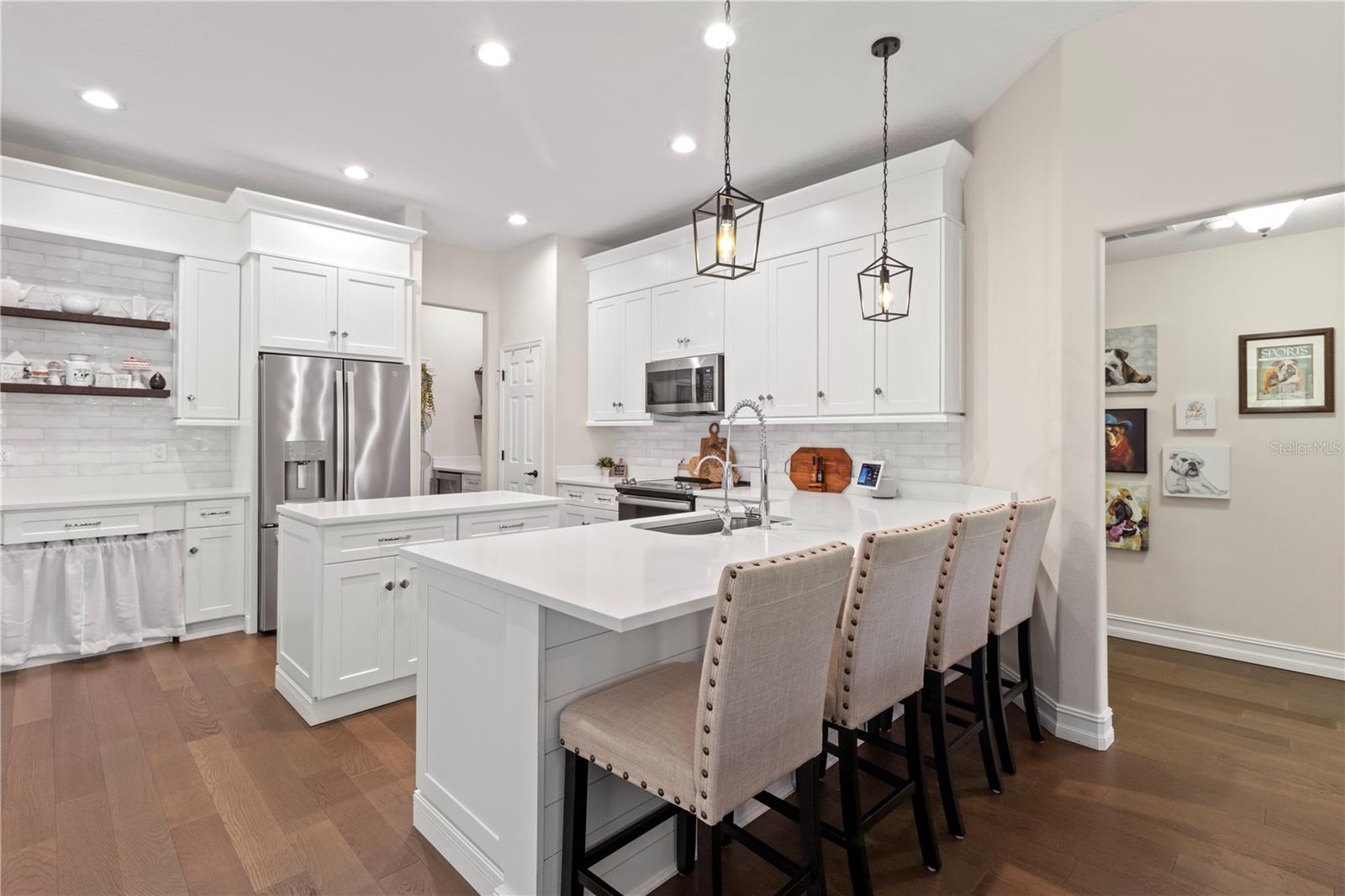 Image 18 of 36 For 11208 Ledgement Lane