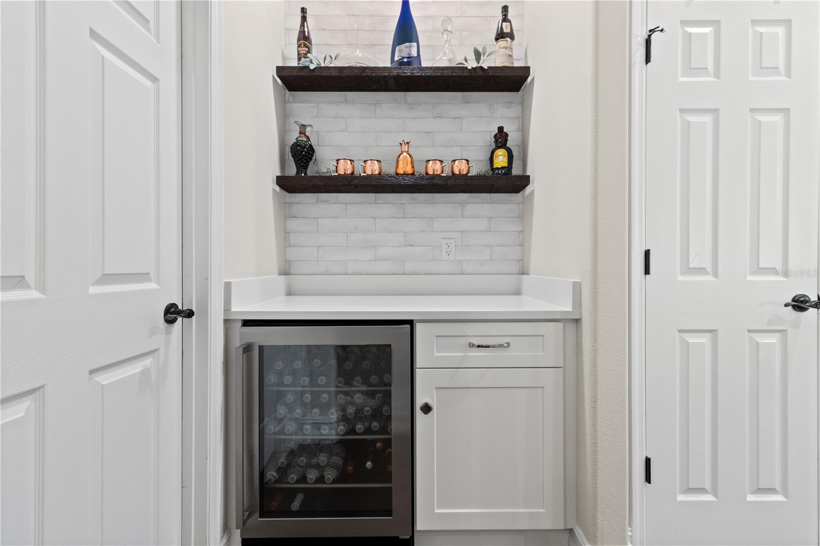 Image 29 of 36 For 11208 Ledgement Lane