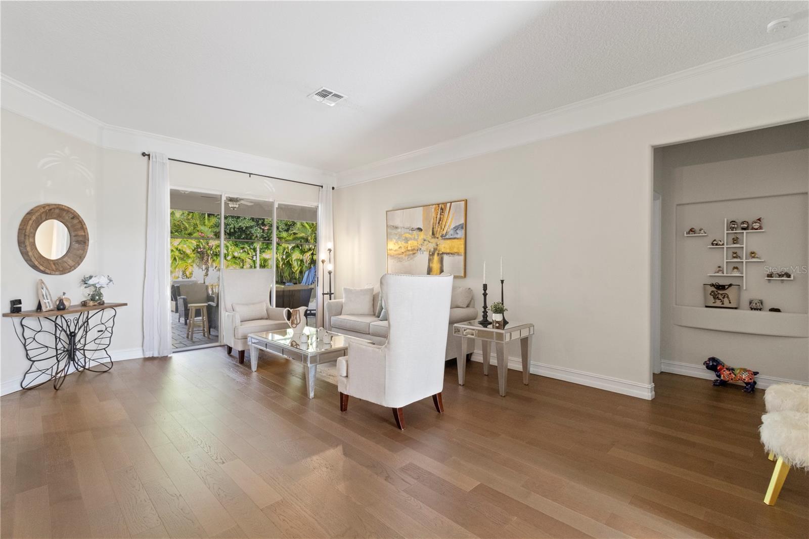 Image 8 of 36 For 11208 Ledgement Lane