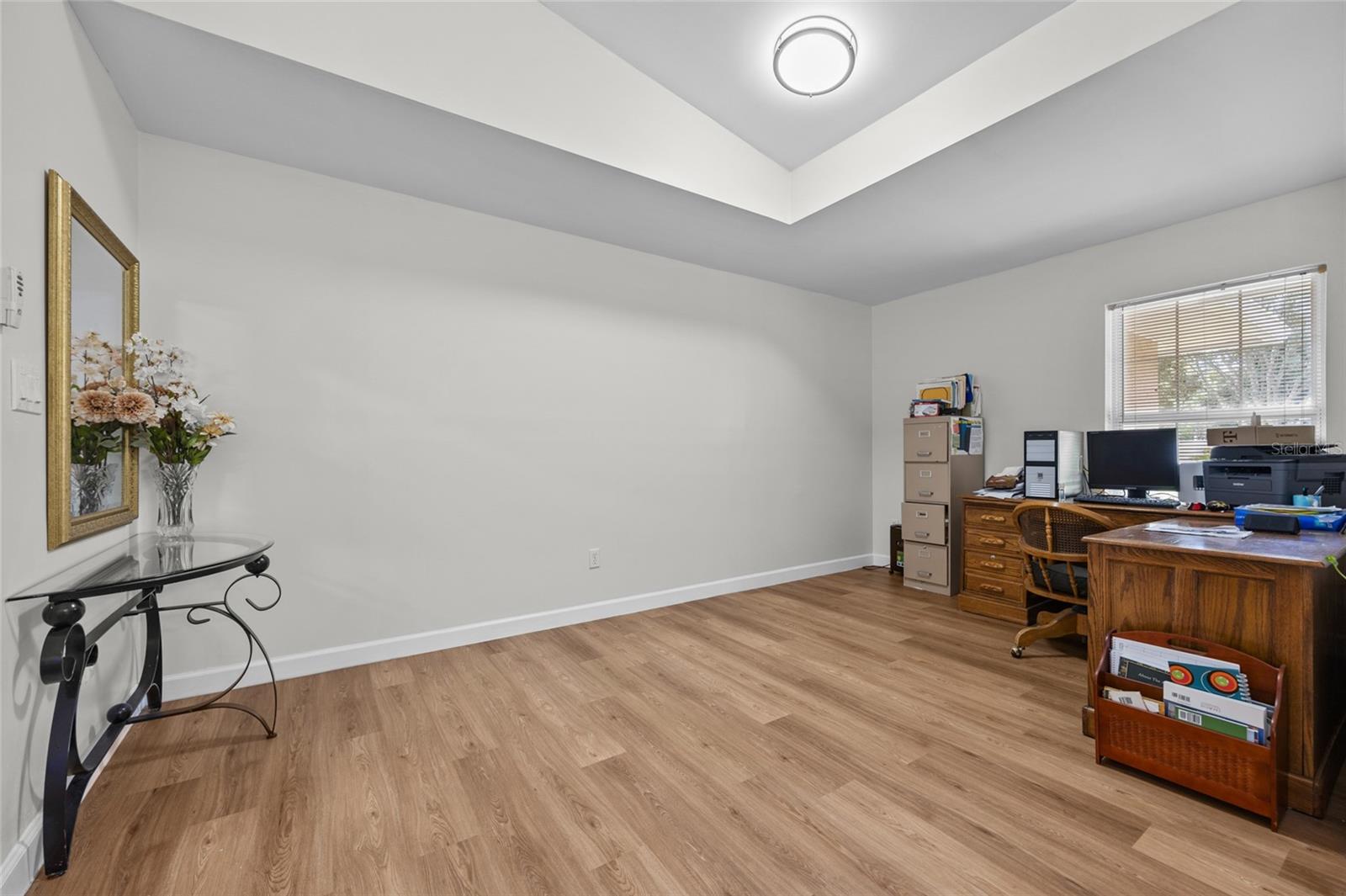 Image 10 of 32 For 12404 31st Avenue