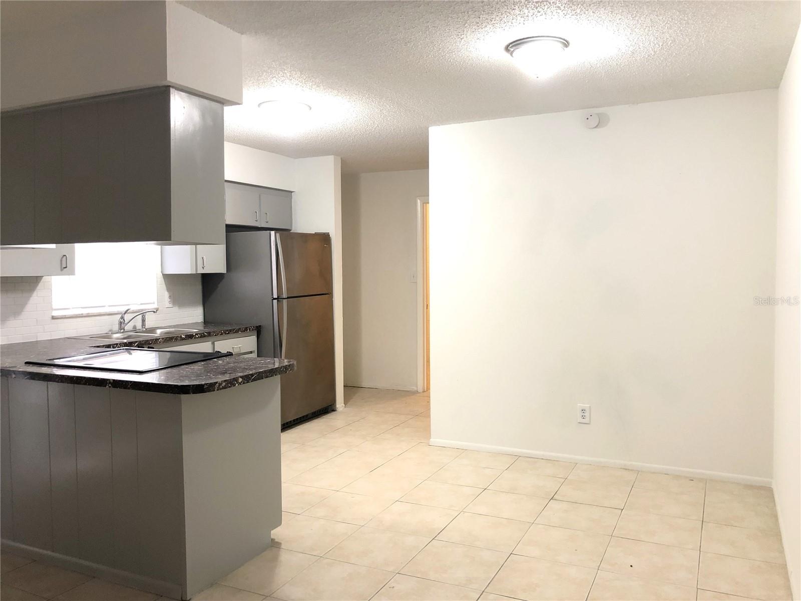 Image 3 of 10 For 348 Palmetto Avenue