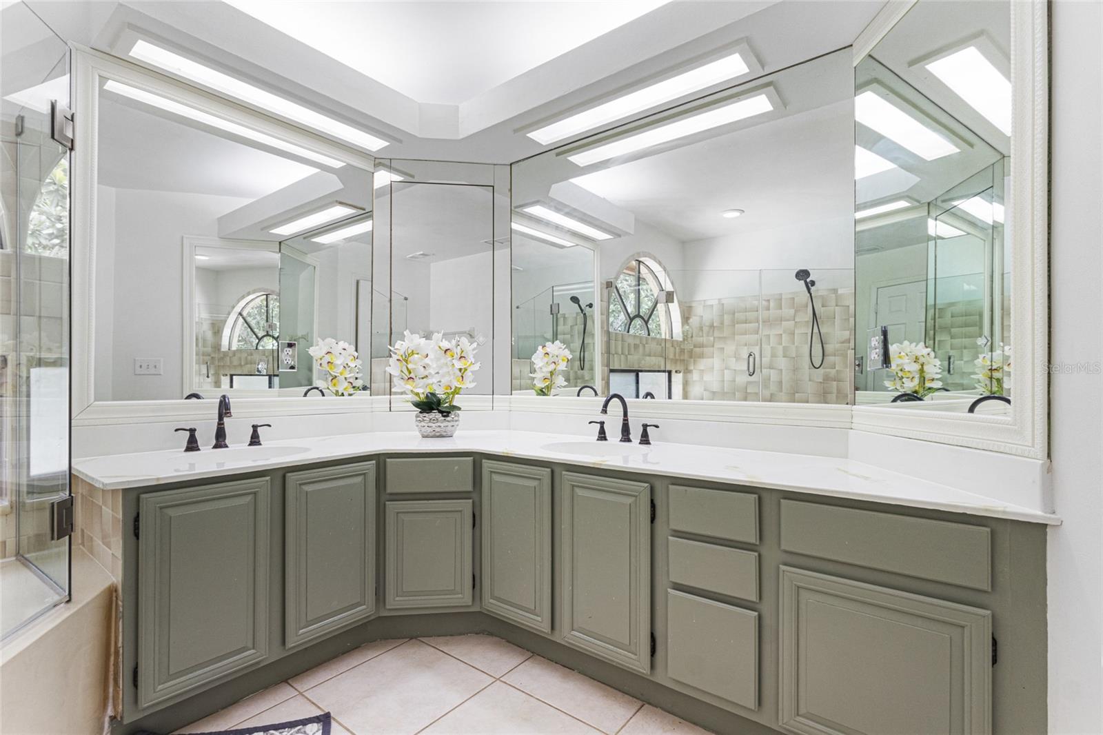 Image 15 of 40 For 1232 Saint Tropez Circle Ge