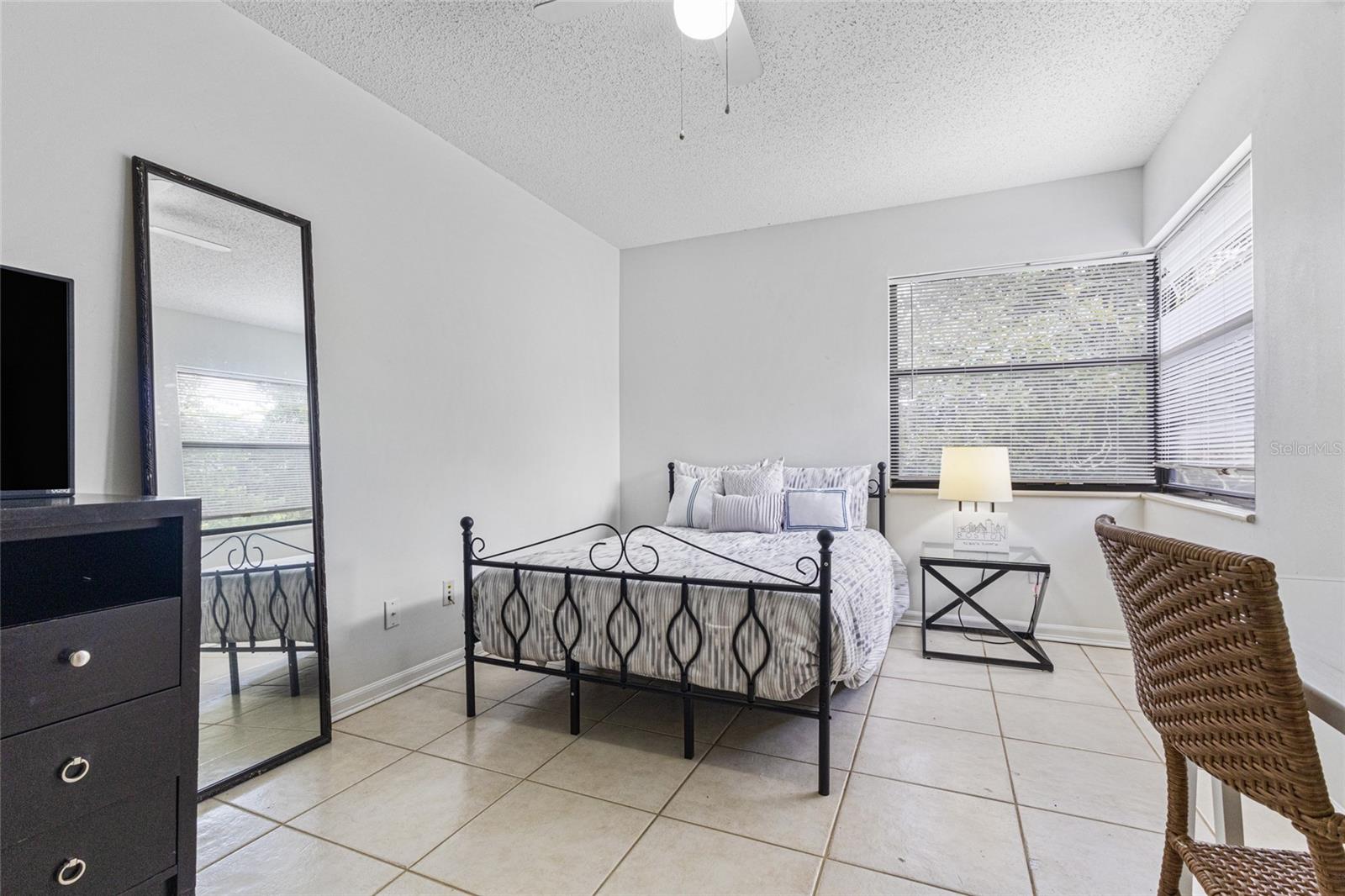 Image 17 of 40 For 1232 Saint Tropez Circle Ge
