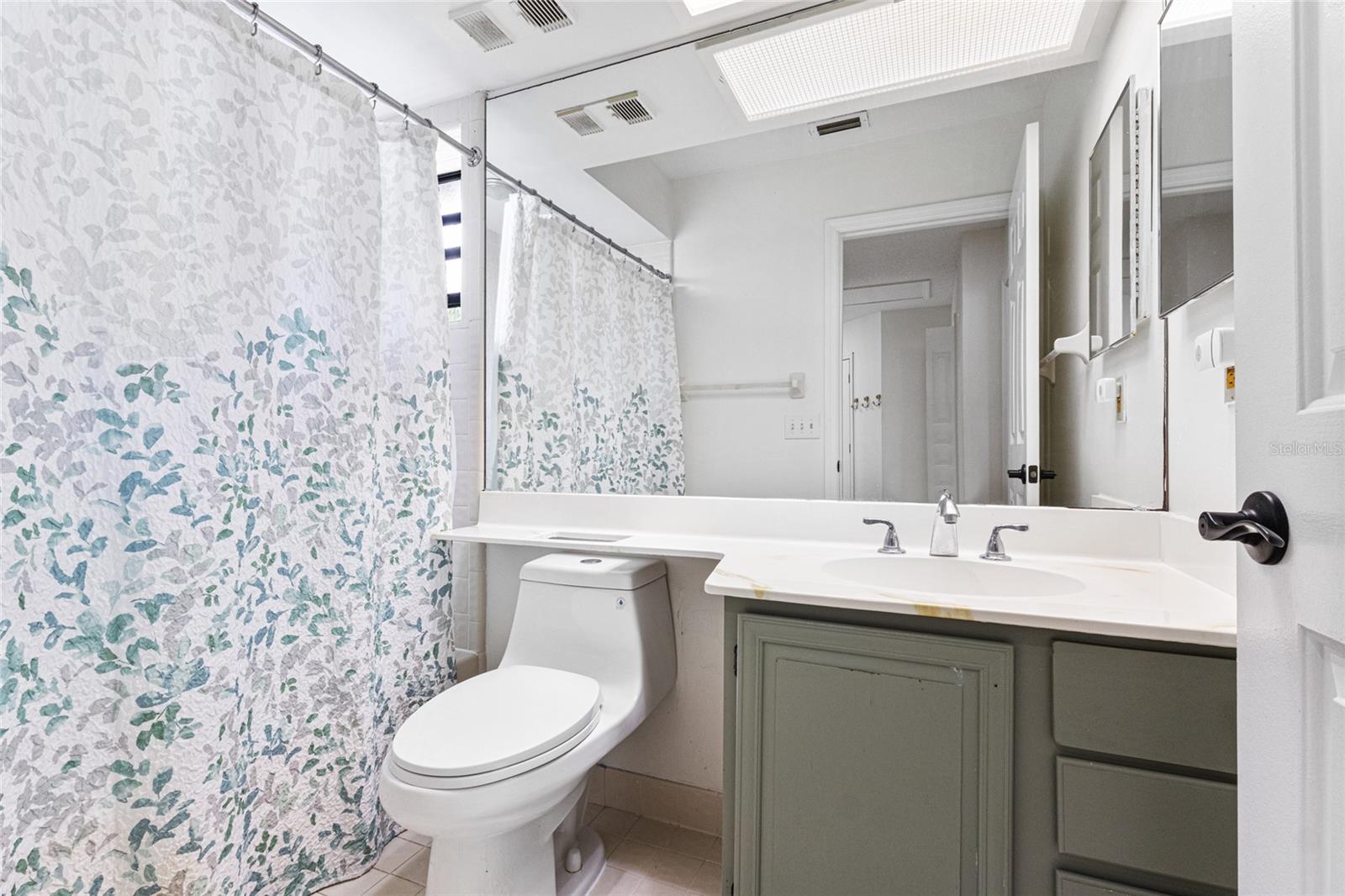 Image 19 of 40 For 1232 Saint Tropez Circle Ge