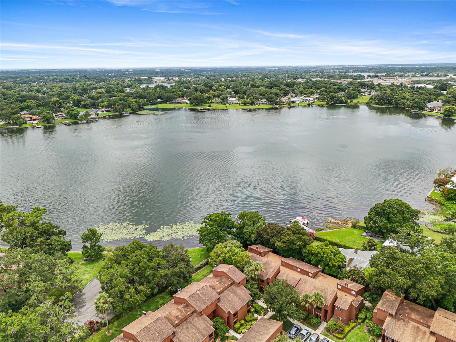 Image 35 of 40 For 1232 Saint Tropez Circle Ge