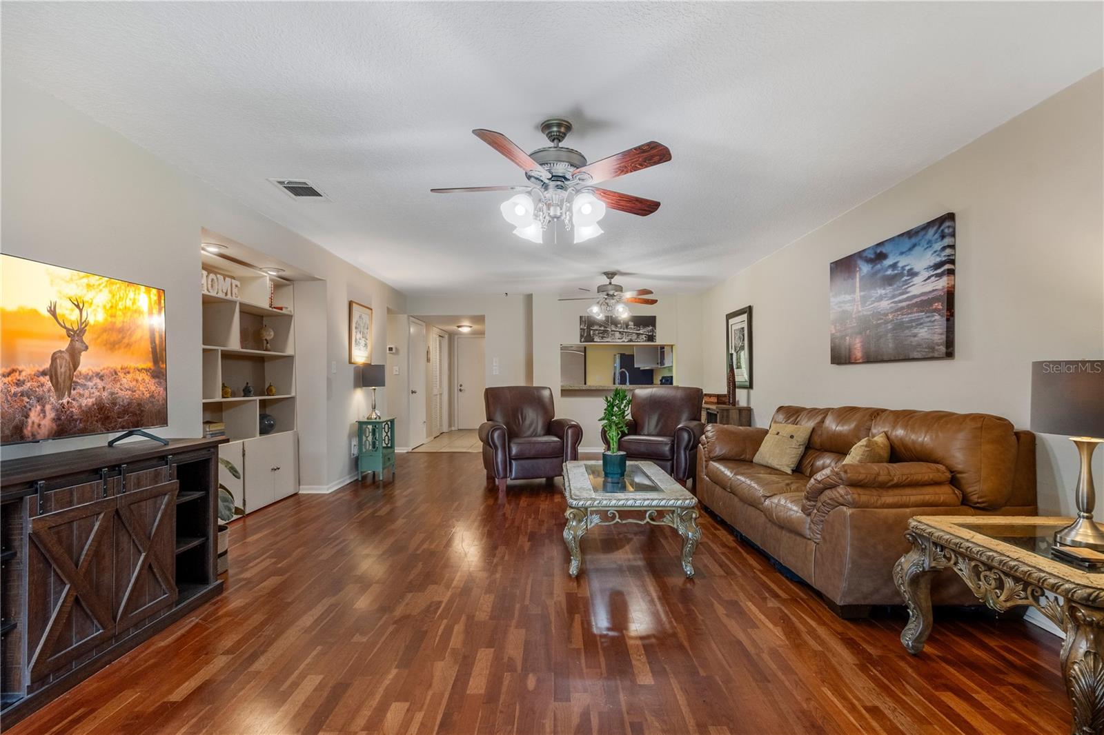Image 13 of 34 For 1055 Kensignton Park Drive 317