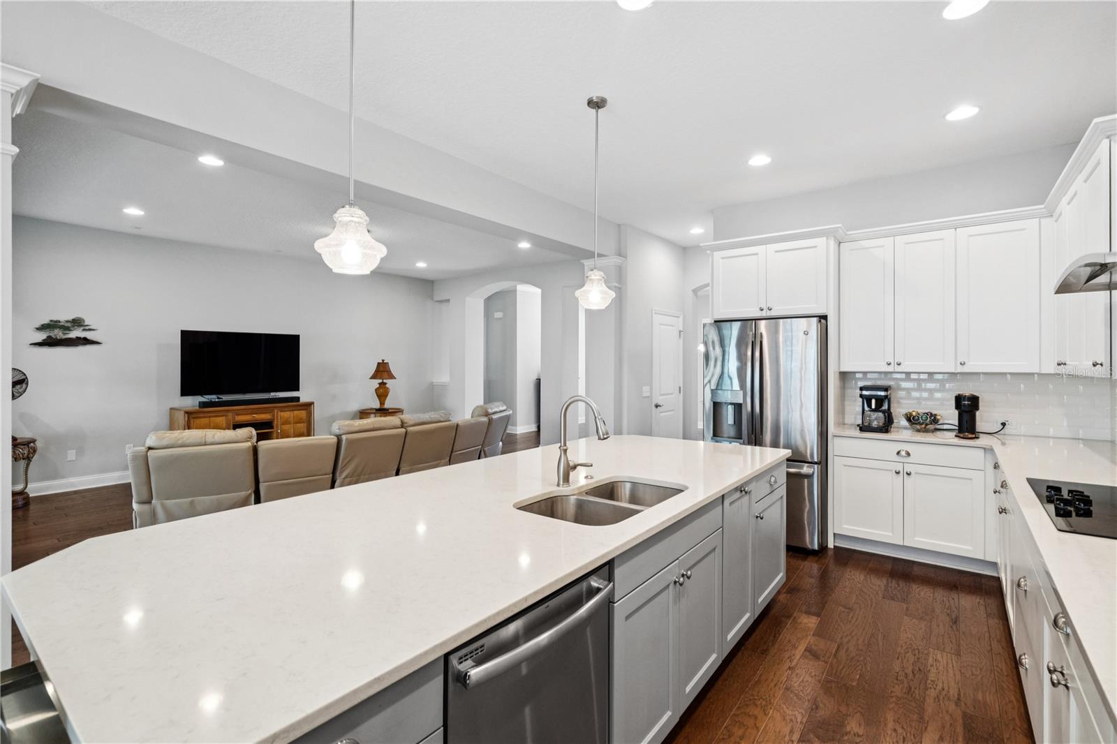 Image 19 of 46 For 16415 Good Hearth Boulevard