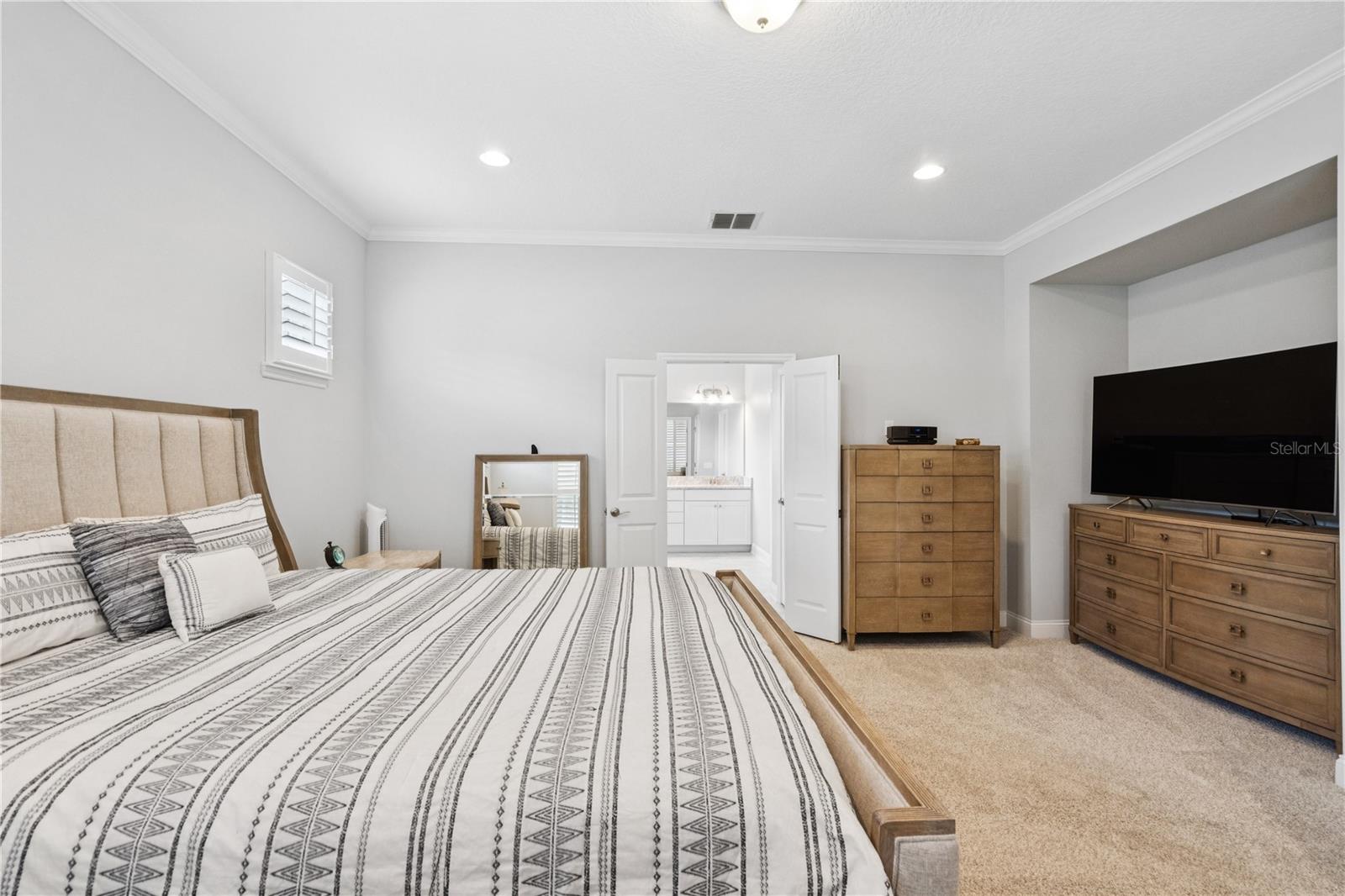 Image 24 of 46 For 16415 Good Hearth Boulevard