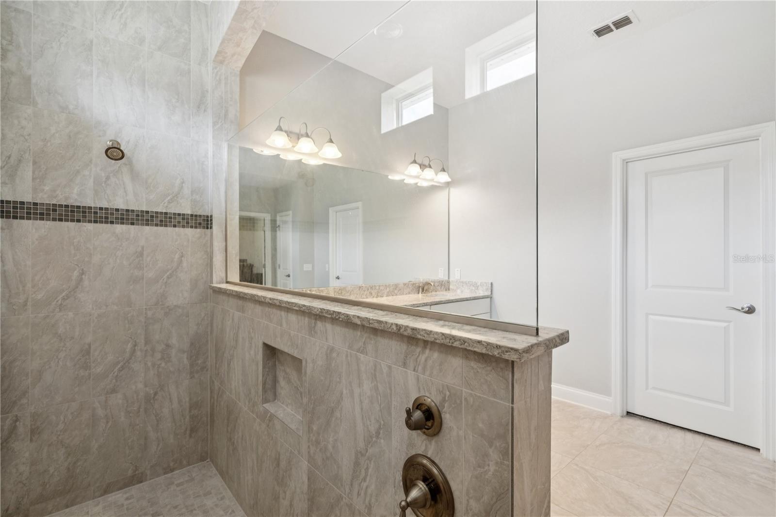 Image 26 of 46 For 16415 Good Hearth Boulevard