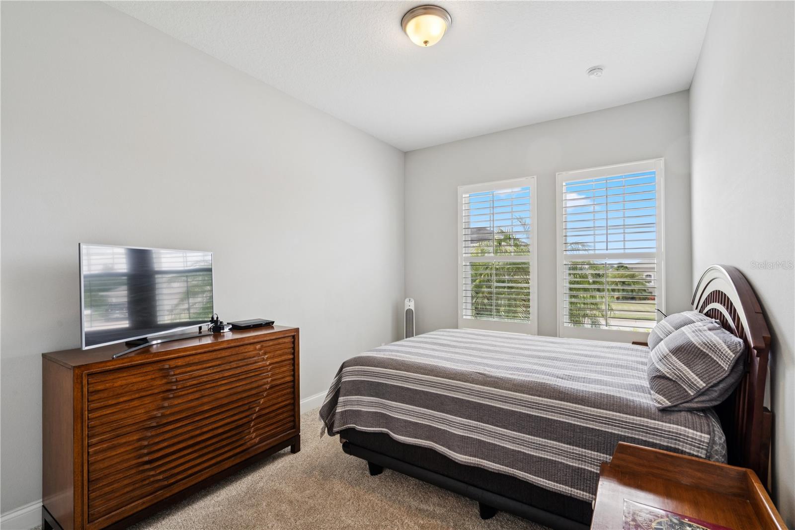 Image 30 of 46 For 16415 Good Hearth Boulevard