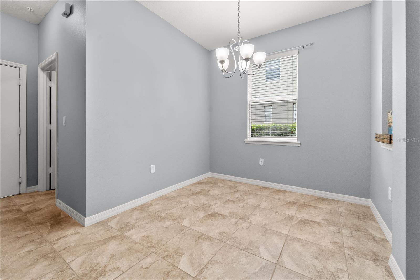 Image 5 of 11 For 2237 Betsy Ross Lane