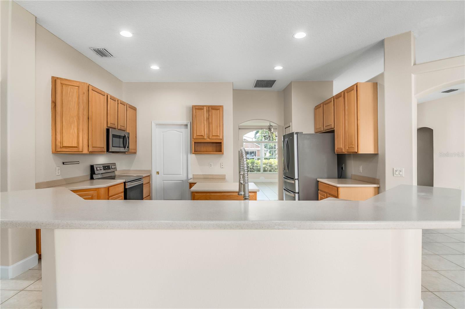 Listing photo id 9 for 3620 Chardonnay Drive