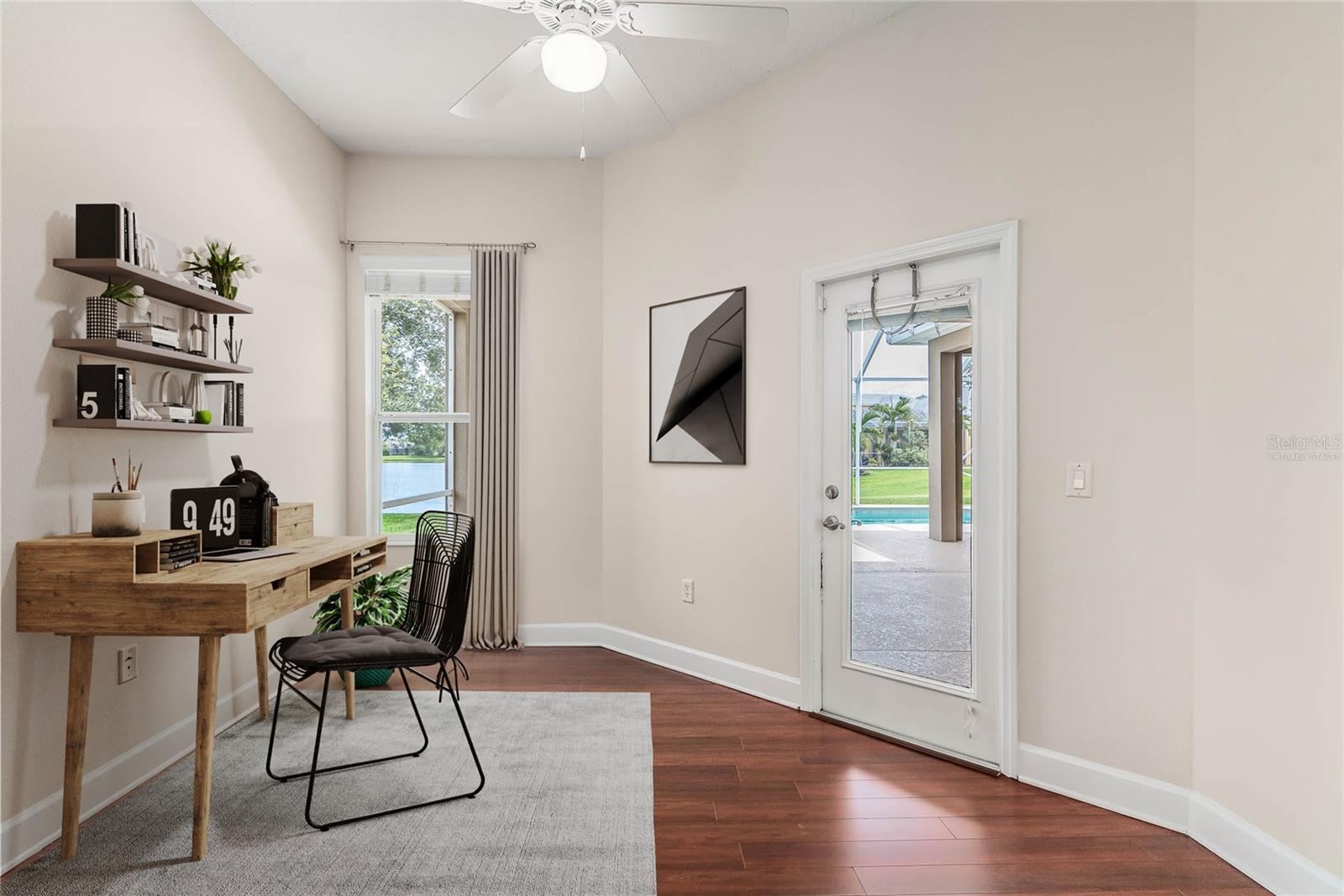 Listing photo id 17 for 3620 Chardonnay Drive