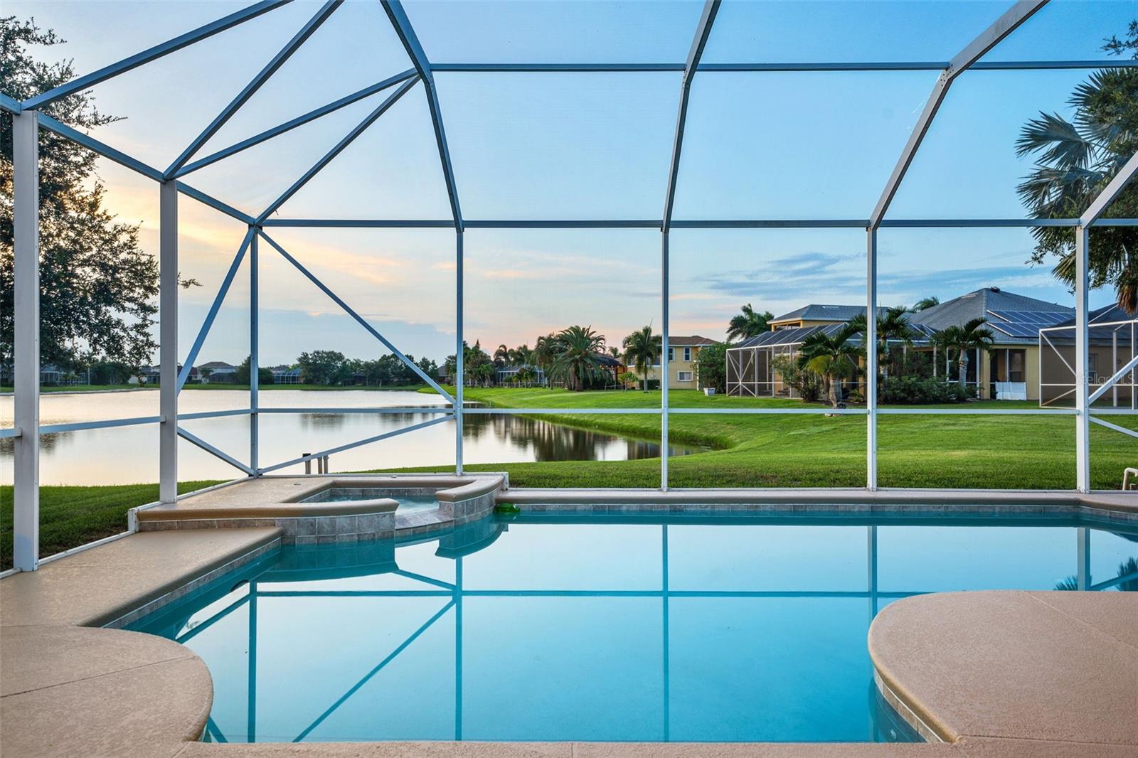 Listing photo id 31 for 3620 Chardonnay Drive