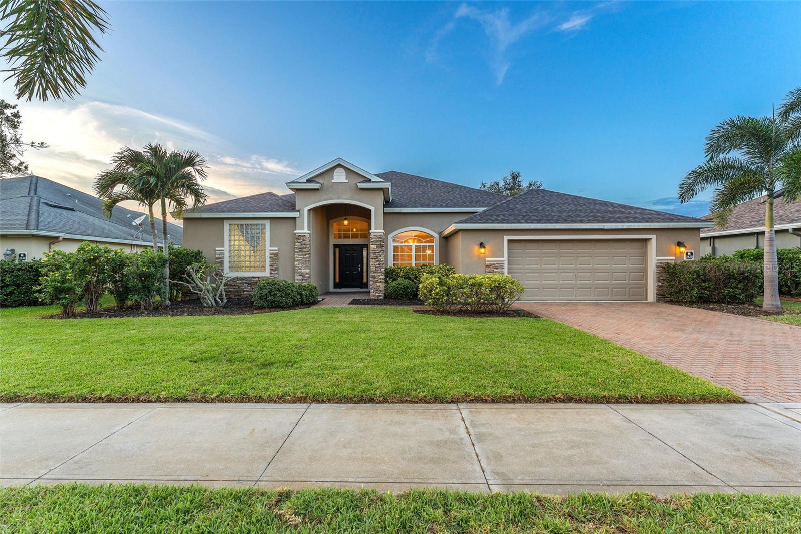 Listing photo id 41 for 3620 Chardonnay Drive
