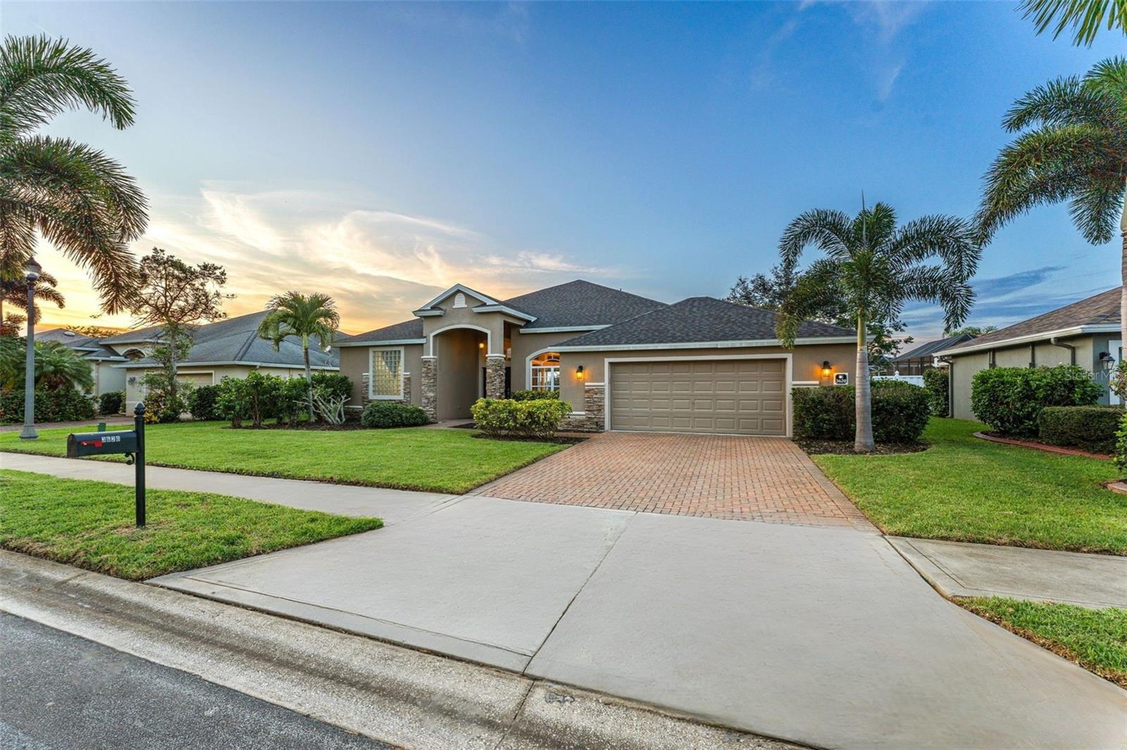 Listing photo id 42 for 3620 Chardonnay Drive