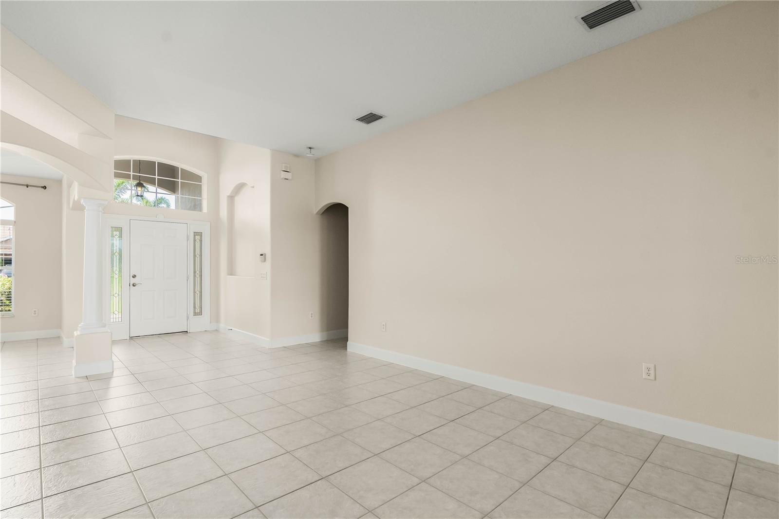 Listing photo id 55 for 3620 Chardonnay Drive