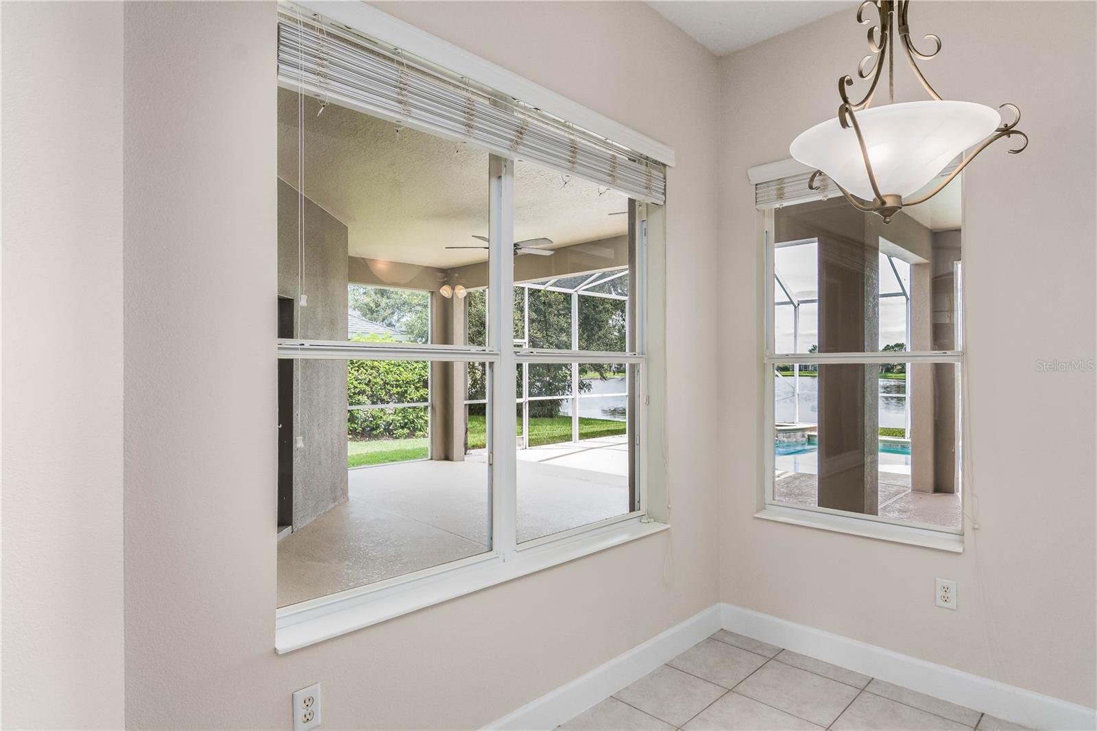 Listing photo id 58 for 3620 Chardonnay Drive