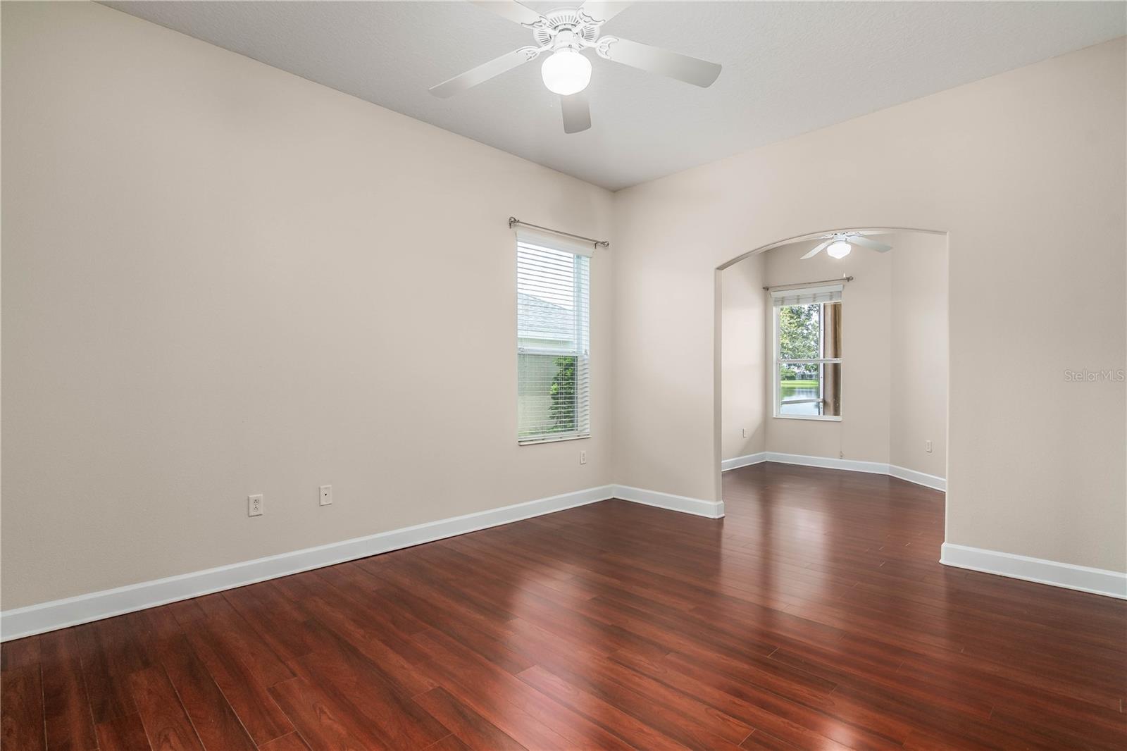Listing photo id 62 for 3620 Chardonnay Drive