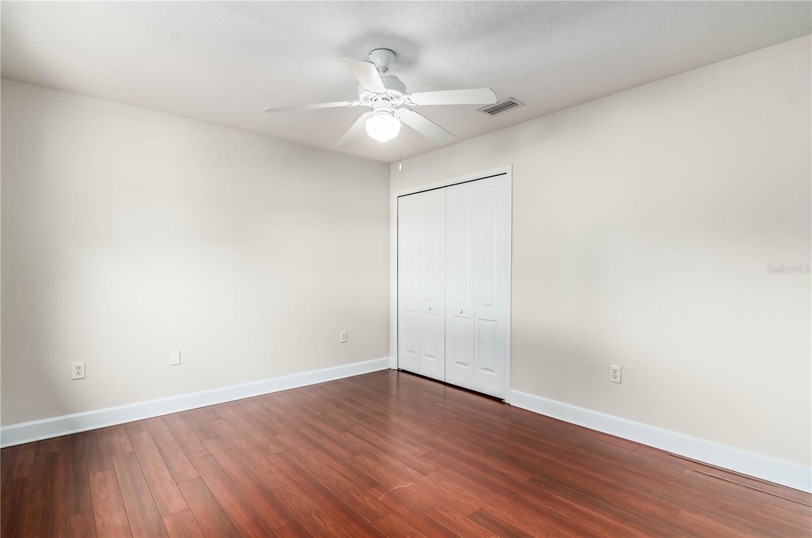 Listing photo id 69 for 3620 Chardonnay Drive