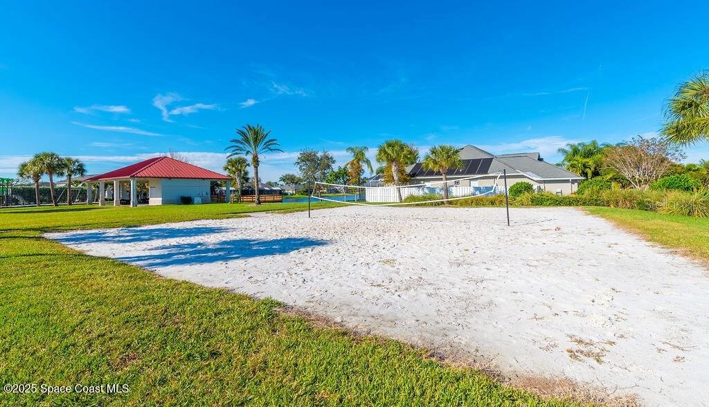 Listing photo id 89 for 3620 Chardonnay Drive