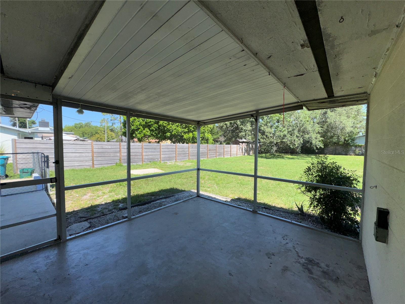 Image 11 of 23 For 881 Church Avenue