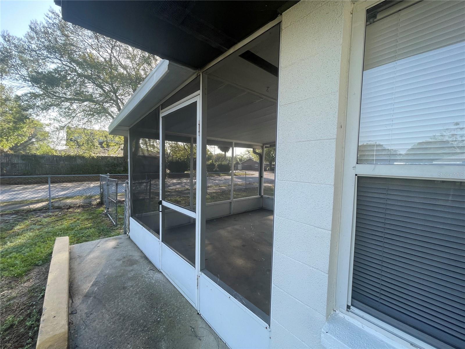 Image 21 of 23 For 881 Church Avenue