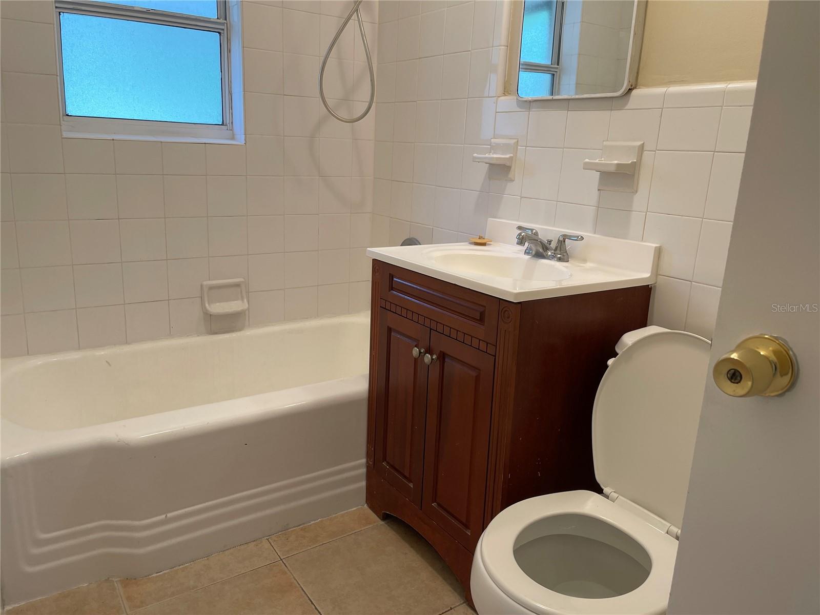 Image 7 of 23 For 881 Church Avenue